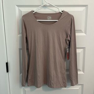 32 Degrees long sleeve base layer. Color Sandstone, size M. NWT